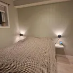 Apartamento Bright And Modern 2-bed With Parking, Bbq And