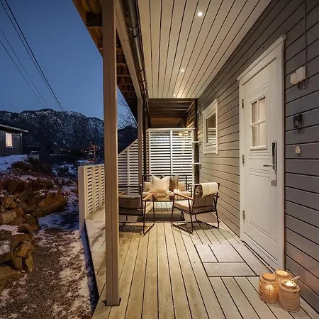 Lägenhet Bright And Modern 2-bed With Parking, Bbq And *