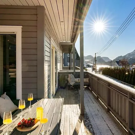 Bright And Modern 2-bed With Parking, Bbq And * Bergen
