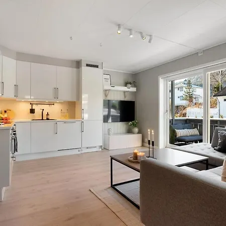 Lägenhet Bright And Modern 2-bed With Parking, Bbq And *
