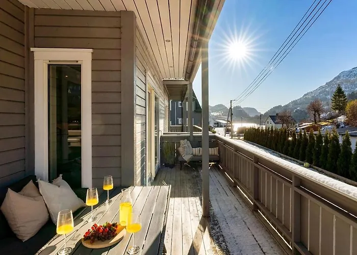 Bright And Modern 2-bed With Parking, Bbq And * 베르겐
