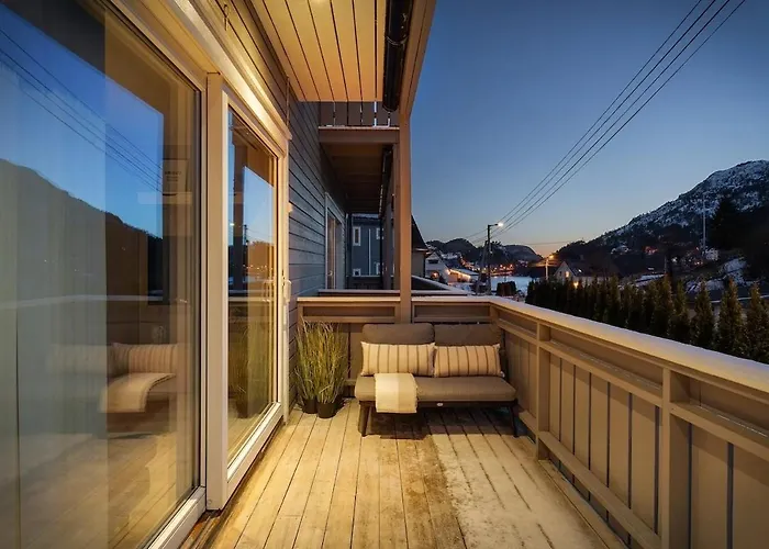Bright And Modern 2-bed With Parking, Bbq And Lägenhet