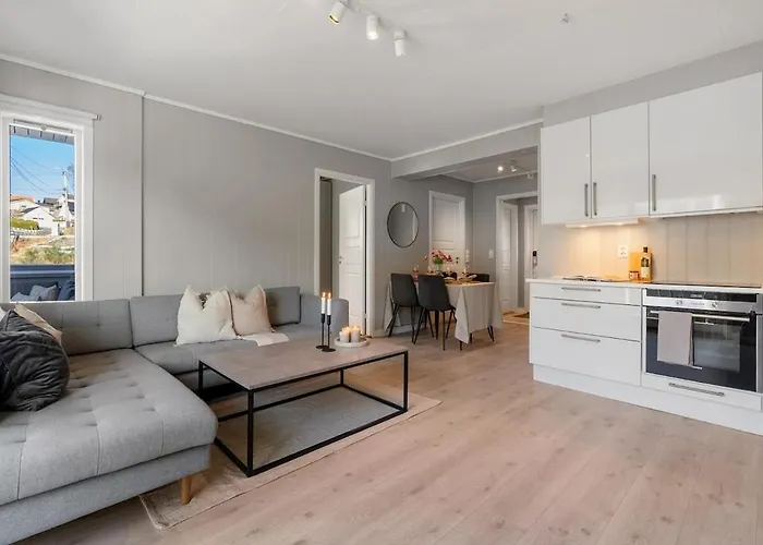 Bright And Modern 2-bed With Parking, Bbq And Lägenhet Bergen