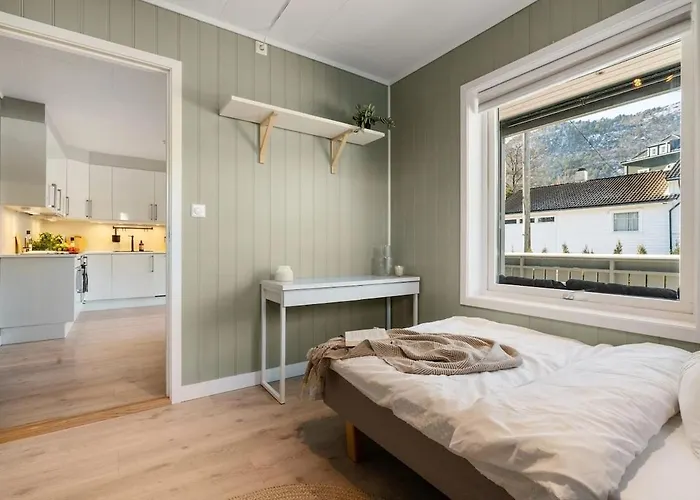 Bright And Modern 2-bed With Parking, Bbq And Lägenhet