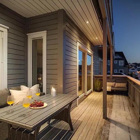 Bright And Modern 2-bed With Parking, Bbq And * Берген